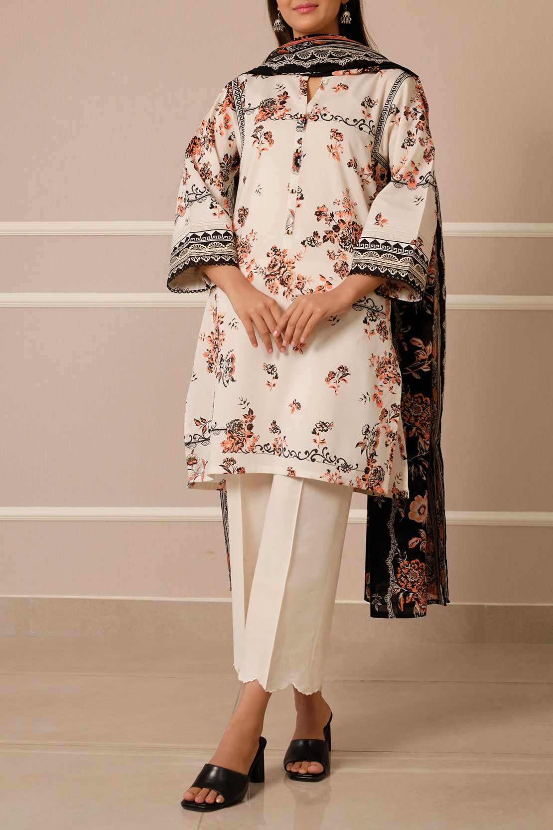 Saya Unstitched 3-Piece Lawn